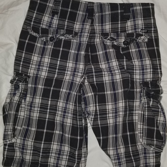 Levi's  20 - Picture 2 of 3